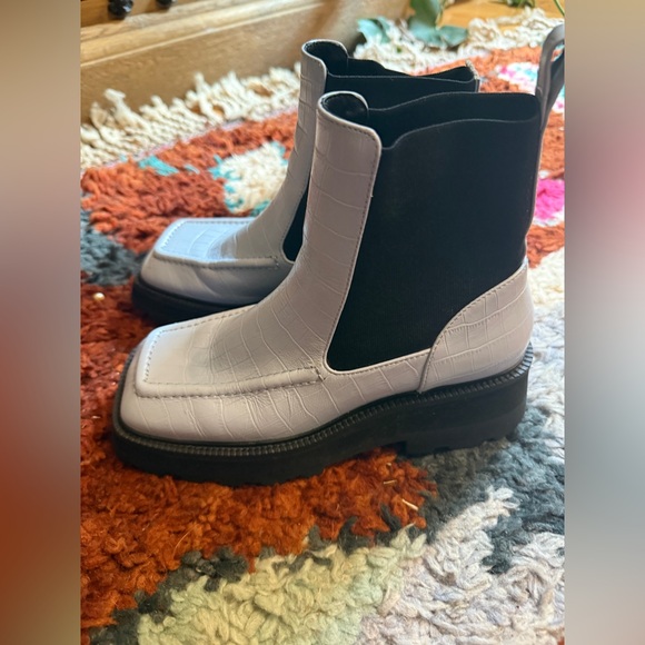 as is intentionally blank chelsea boot - Picture 4 of 7